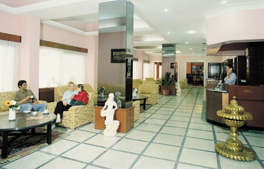 hotel-santur-kusadasi-leto-2019-2-1024x657