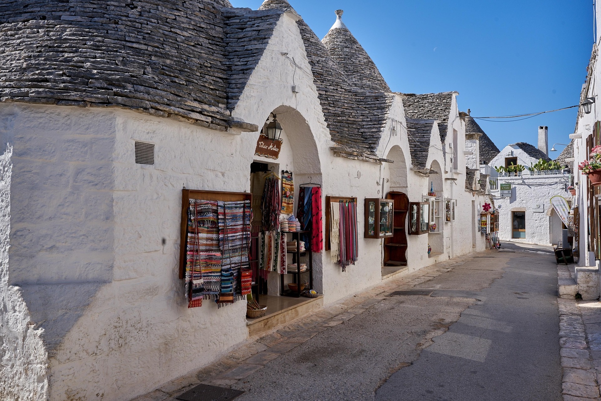 alberobello-4624853_1920 (1)